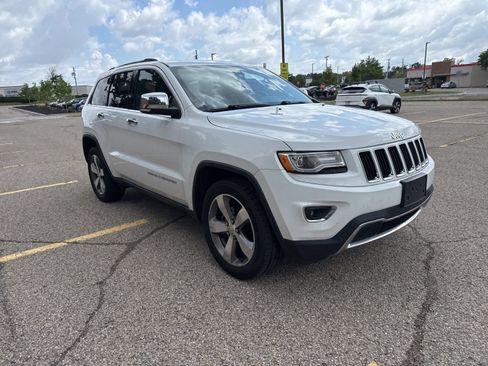Used 2015 Jeep Grand Cherokee Limited w/ Luxury Group II AWD/4WD image 16