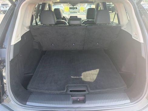 Used 2023 Nissan Rogue SV w/ SV Premium Package AWD/4WD image 9
