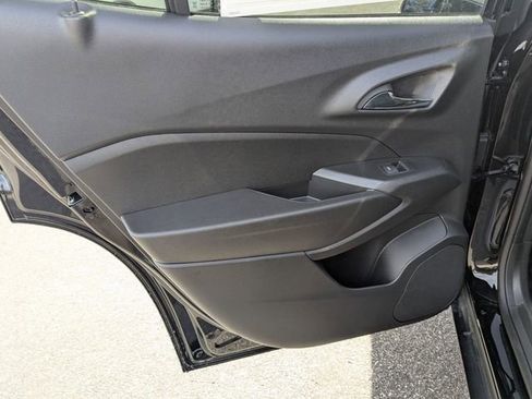 New 2026 Chevrolet Trax LT w/ Driver Confidence Package image 25