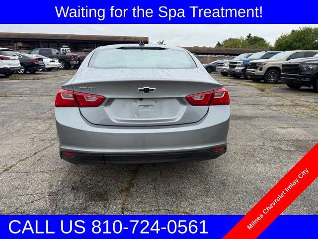 Used 2023 Chevrolet Malibu LS FWD image 2
