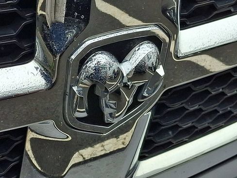 Used 2021 RAM 1500 Tradesman w/ Chrome Plus Package AWD/4WD image 9