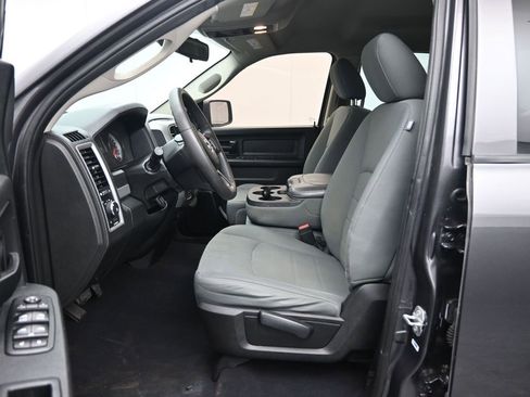 Used 2016 RAM 1500 Express image 25