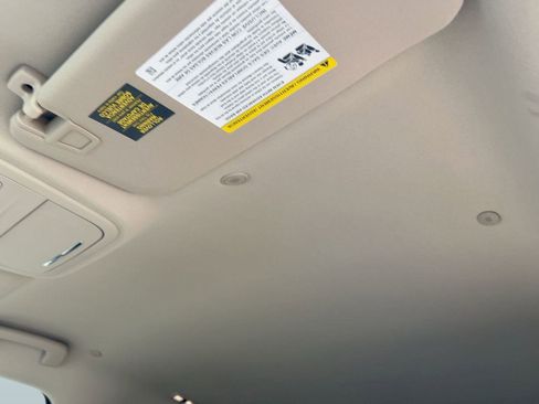 Used 2025 Lincoln Corsair FWD image 20