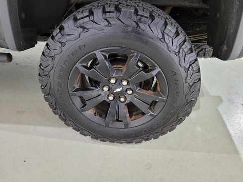 Used 2018 Chevrolet Colorado ZR2 w/ ZR2 Midnight Special Edition image 25