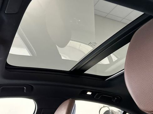 Certified 2023 Volvo S60 B5 Ultimate w/ Climate Package image 19