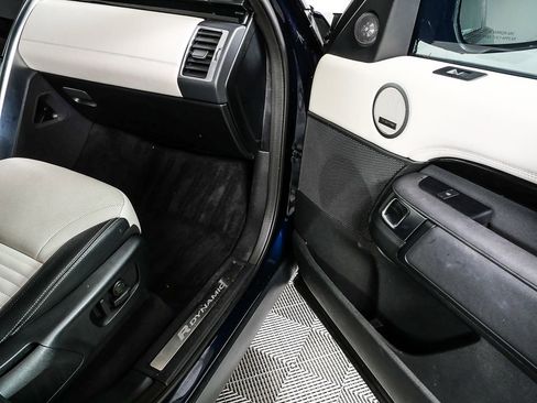 Used 2021 Land Rover Discovery S R-Dynamic AWD/4WD image 26
