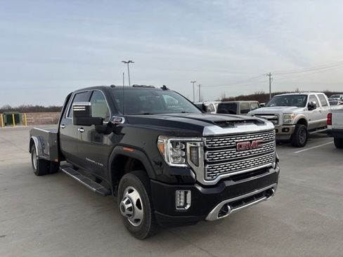 Used 2023 GMC Sierra 3500 Denali w/ Denali Ultimate Package image 1
