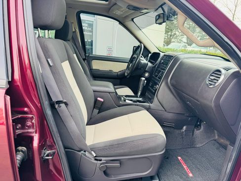 Used 2008 Ford Explorer Sport Trac Limited image 48