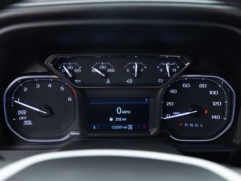 Used 2022 GMC Sierra 1500 Elevation image 35