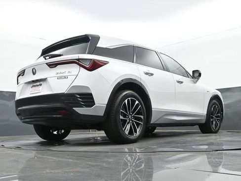 Used 2024 Acura ZDX A-Spec RWD image 26