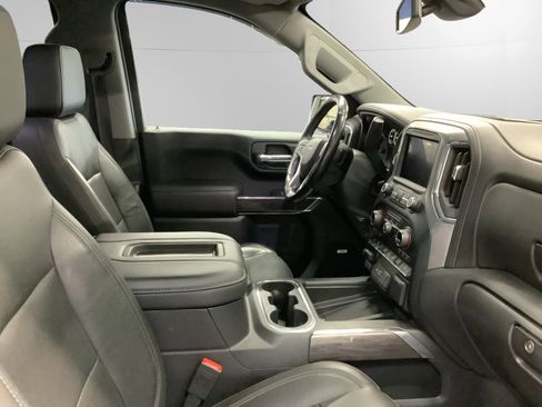Used 2020 Chevrolet Silverado 1500 LTZ w/ LTZ Premium Package image 15