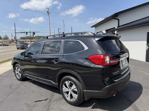 Used 2020 Subaru Ascent Premium w/ Convenience Package AWD/4WD image 3