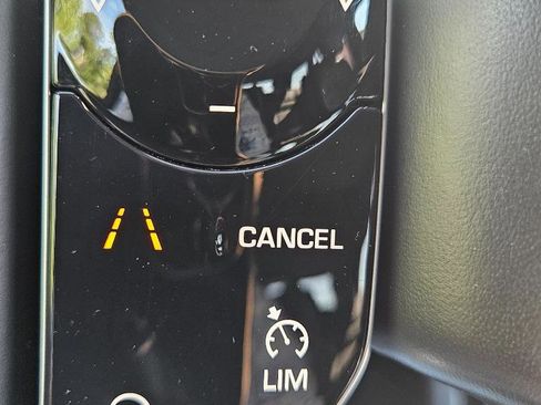 Used 2018 Land Rover Range Rover Supercharged image 20