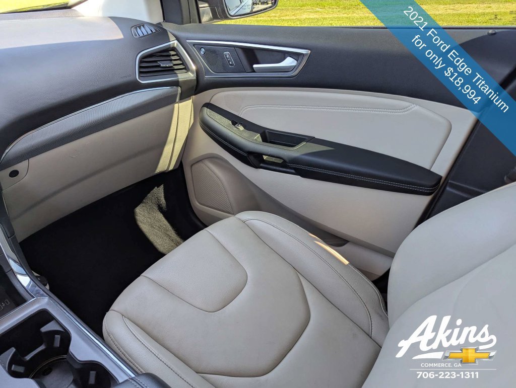 Used 2021 Ford Edge Titanium w/ Cargo Accessory Package FWD image 17
