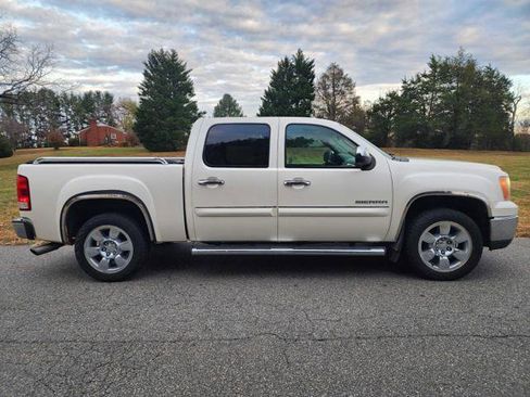 Used 2011 GMC Sierra 1500 SLT w/ SLT White Diamond Edition image 5