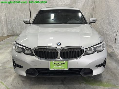 Used 2019 BMW 330i xDrive Sedan w/ Driving Assistance Package AWD/4WD image 19