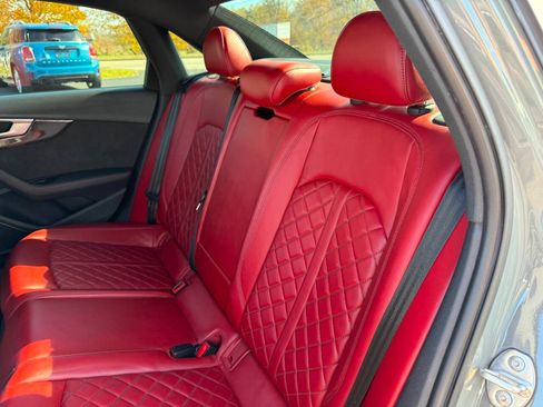 Used 2019 Audi S4 Premium Plus w/ Premium Plus Package image 22