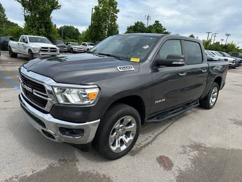 Used 2019 RAM 1500 Big Horn RWD image 2