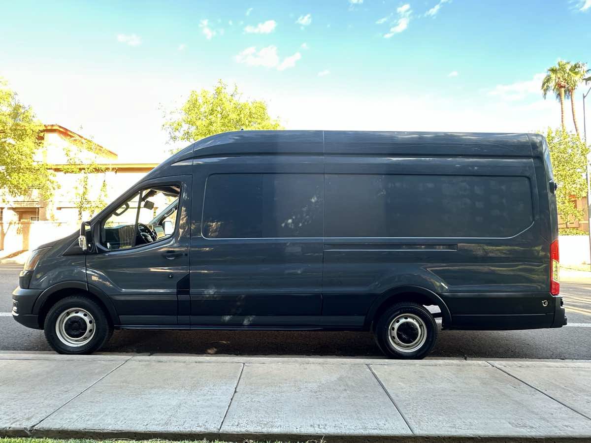 Used 2020 Ford Transit 250 148 High Roof Extended RWD image 5
