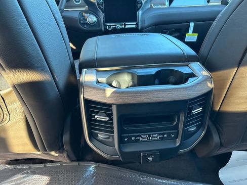 New 2026 RAM 1500 Limited w/ Trailer Tow Group image 26