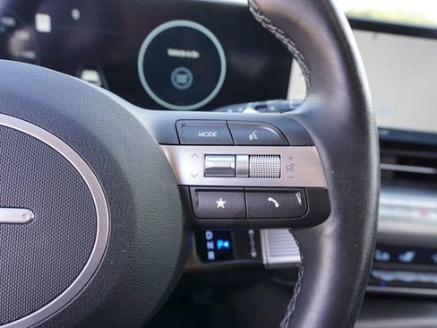 Used 2024 Hyundai Kona Limited image 19