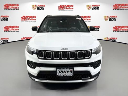 Used 2023 Jeep Compass Limited w/ Sun and Sound Group AWD/4WD image 12
