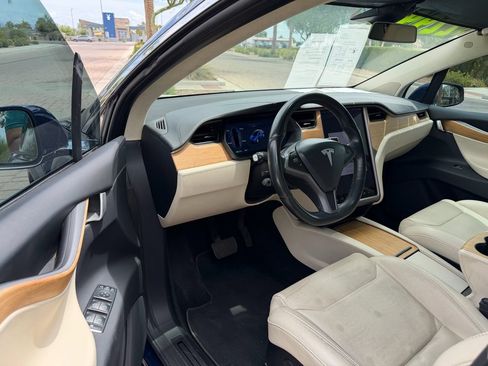 Used 2018 Tesla Model X 100D AWD/4WD image 7