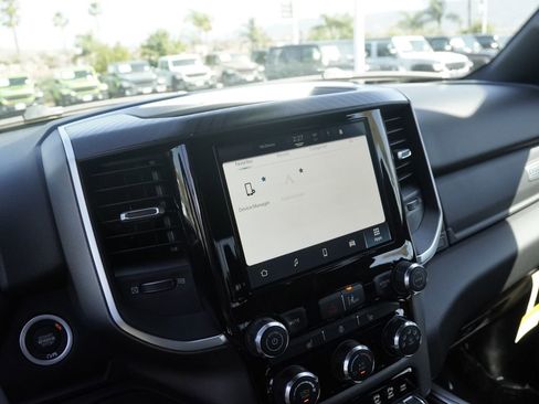 New 2026 RAM 1500 Big Horn AWD/4WD image 15