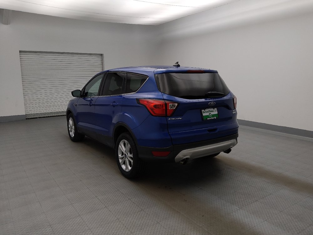 Used 2019 Ford Escape SE FWD image 5