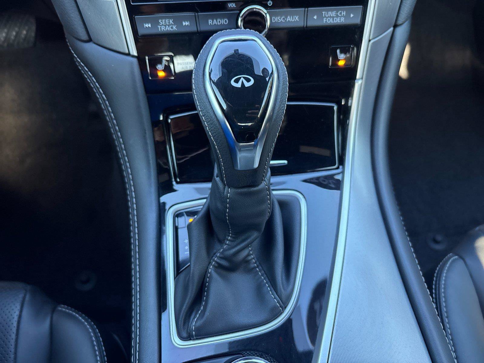 Used 2022 INFINITI Q60 3.0t Luxe w/ Essential Package RWD image 28