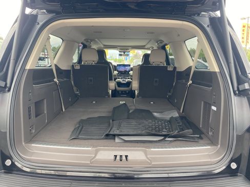 Used 2023 Lincoln Navigator L Reserve image 13