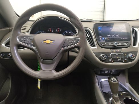 Used 2020 Chevrolet Malibu LS w/ Driver Confidence Package II FWD image 22