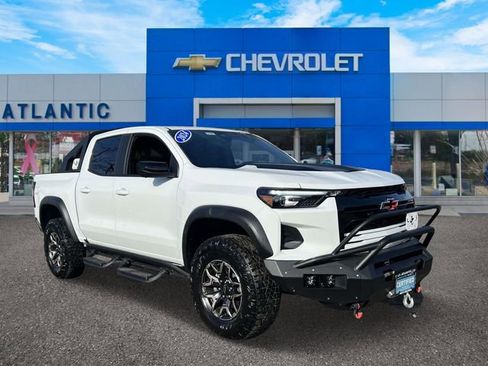Certified 2024 Chevrolet Colorado ZR2 w/ ZR2 Convenience Package III image 2