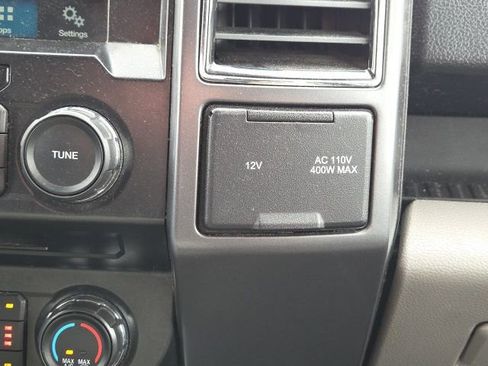 Used 2017 Ford F150 XLT w/ Equipment Group 302A Luxury image 35