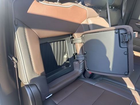 Used 2024 GMC Sierra 3500 Denali w/ Denali Reserve Package image 25