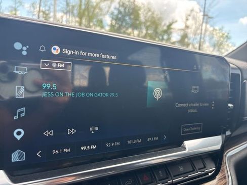 Used 2025 Chevrolet Silverado 3500 LT image 33