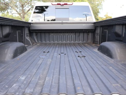 Used 2024 GMC Sierra 3500 Denali Ultimate AWD/4WD image 22