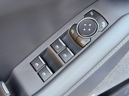 Used 2024 Ford Mustang Mach-E Premium image 7