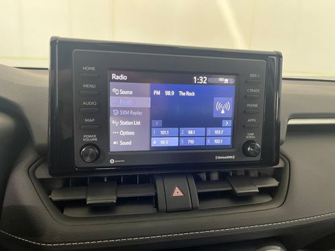 Used 2022 Toyota RAV4 LE AWD/4WD image 66