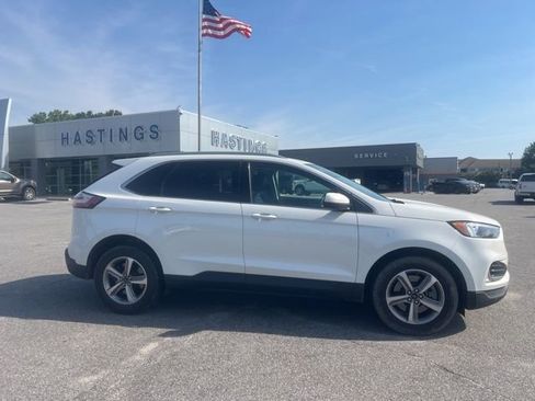 Used 2024 Ford Edge SEL w/ Convenience Package AWD/4WD image 8