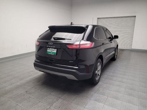 Used 2023 Ford Edge SEL w/ Convenience Package AWD/4WD image 9
