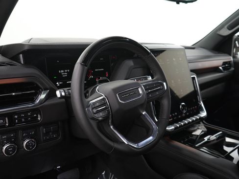 Used 2025 GMC Yukon Denali w/ Denali Reserve Package AWD/4WD image 27