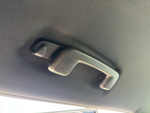 Used 2026 Chevrolet Equinox LT image 33