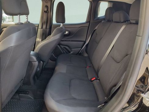 Used 2020 Jeep Renegade Altitude AWD/4WD image 29