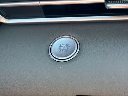 New 2026 Hyundai Elantra Sport FWD image 31