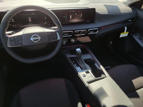 New 2026 Nissan Sentra SR image 2