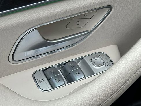 Used 2021 Mercedes-Benz GLE 350 image 13