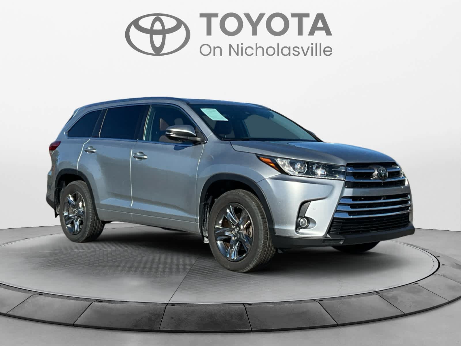 Used 2018 Toyota Highlander Limited Platinum AWD/4WD image 7