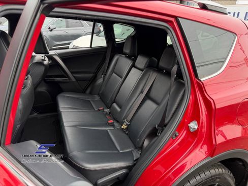 Used 2016 Toyota RAV4 SE w/ Protection Package image 30