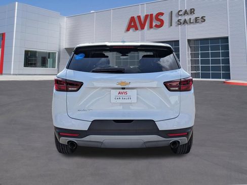 Used 2025 Chevrolet Blazer LT FWD image 7